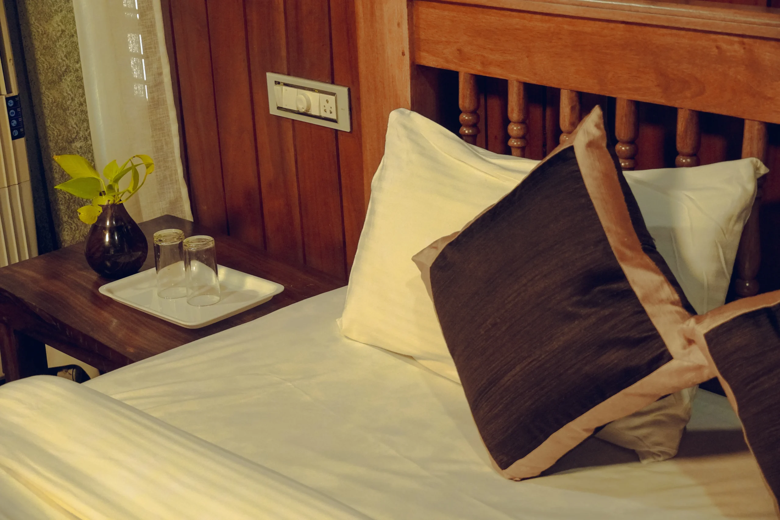 cottage room 3