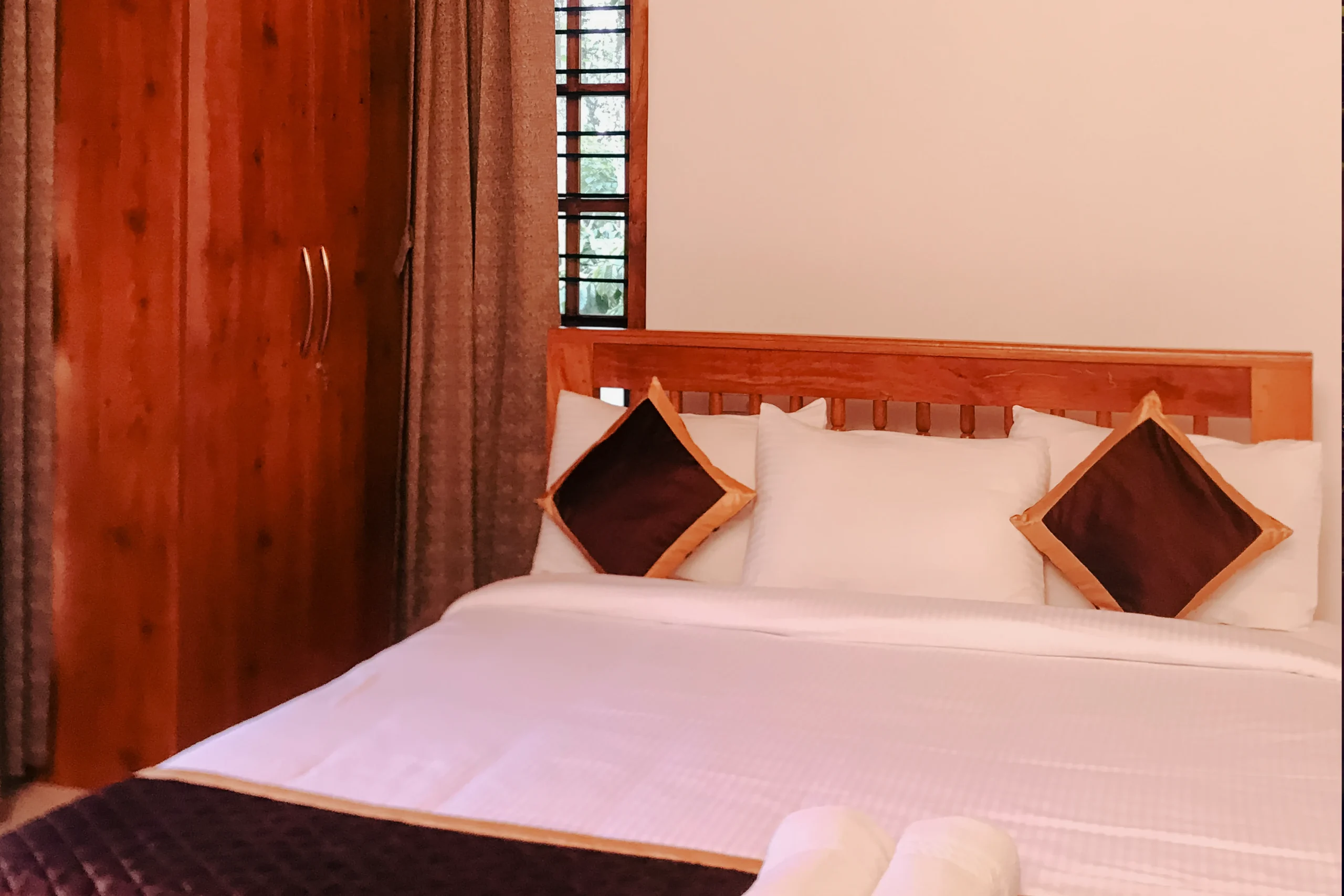 cottage room 7