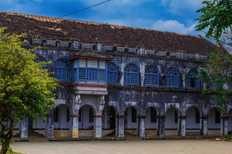 madikeri fort